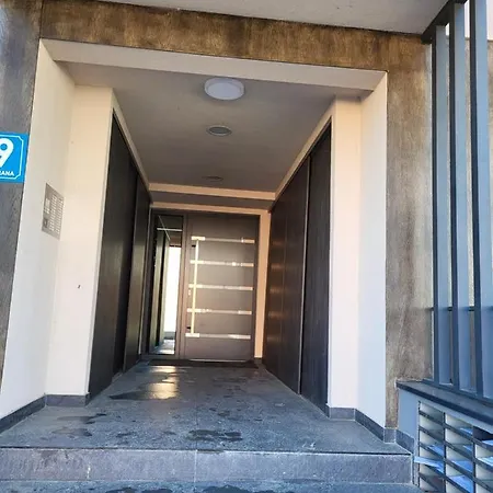 Silver Jordan Lejlighed